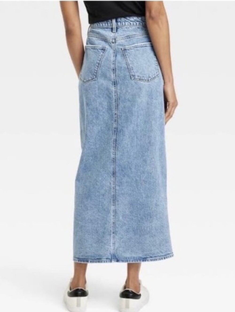 NWT Denim Maxi Skirt In Medium Wash -- Universal Thread Size 4 - Picture 3 of 9